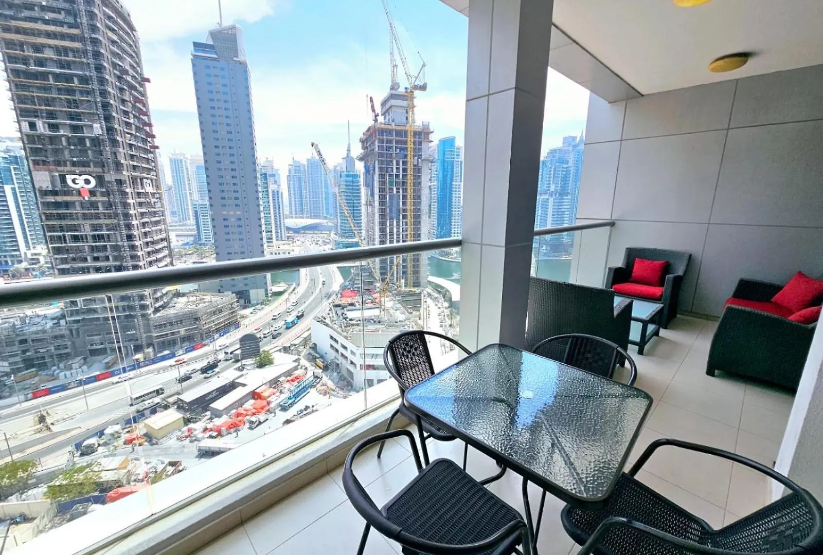 Apartment Sunrise Homes - Stunning 1 Bed Apt - Dubai Marina